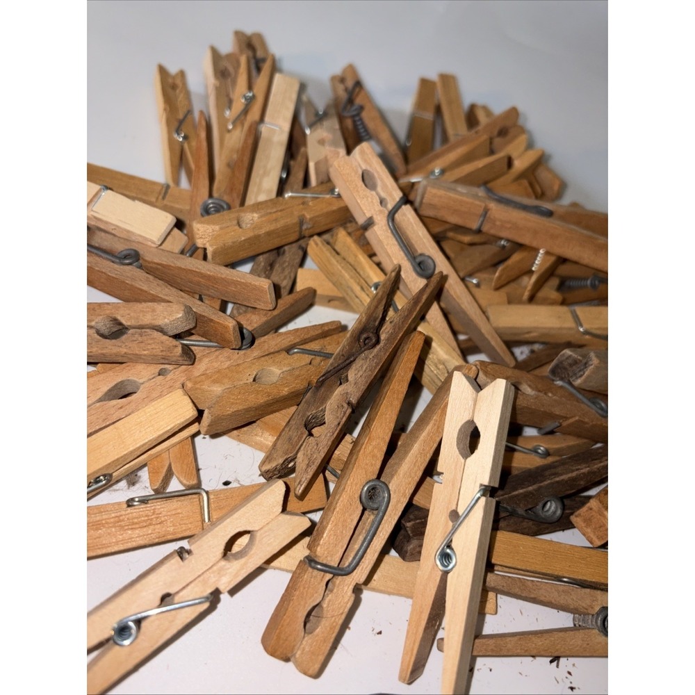 Lot Of Wood Clothes Pins‎ Alligator Clip Vintage Laundry Clothing Wooden Old
